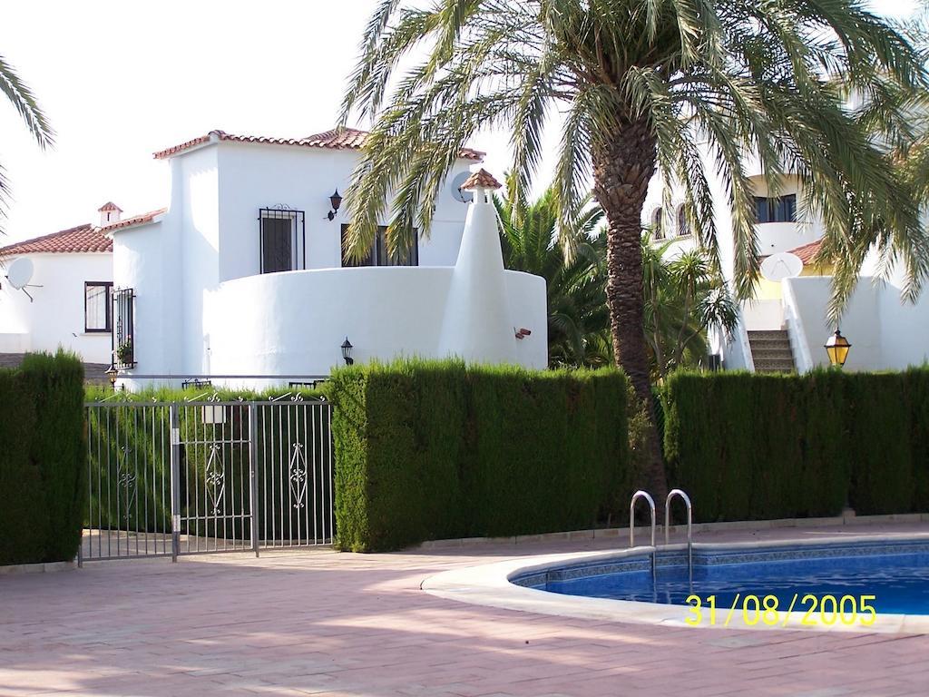 Two-Bedroom House,216042185:JPEG
